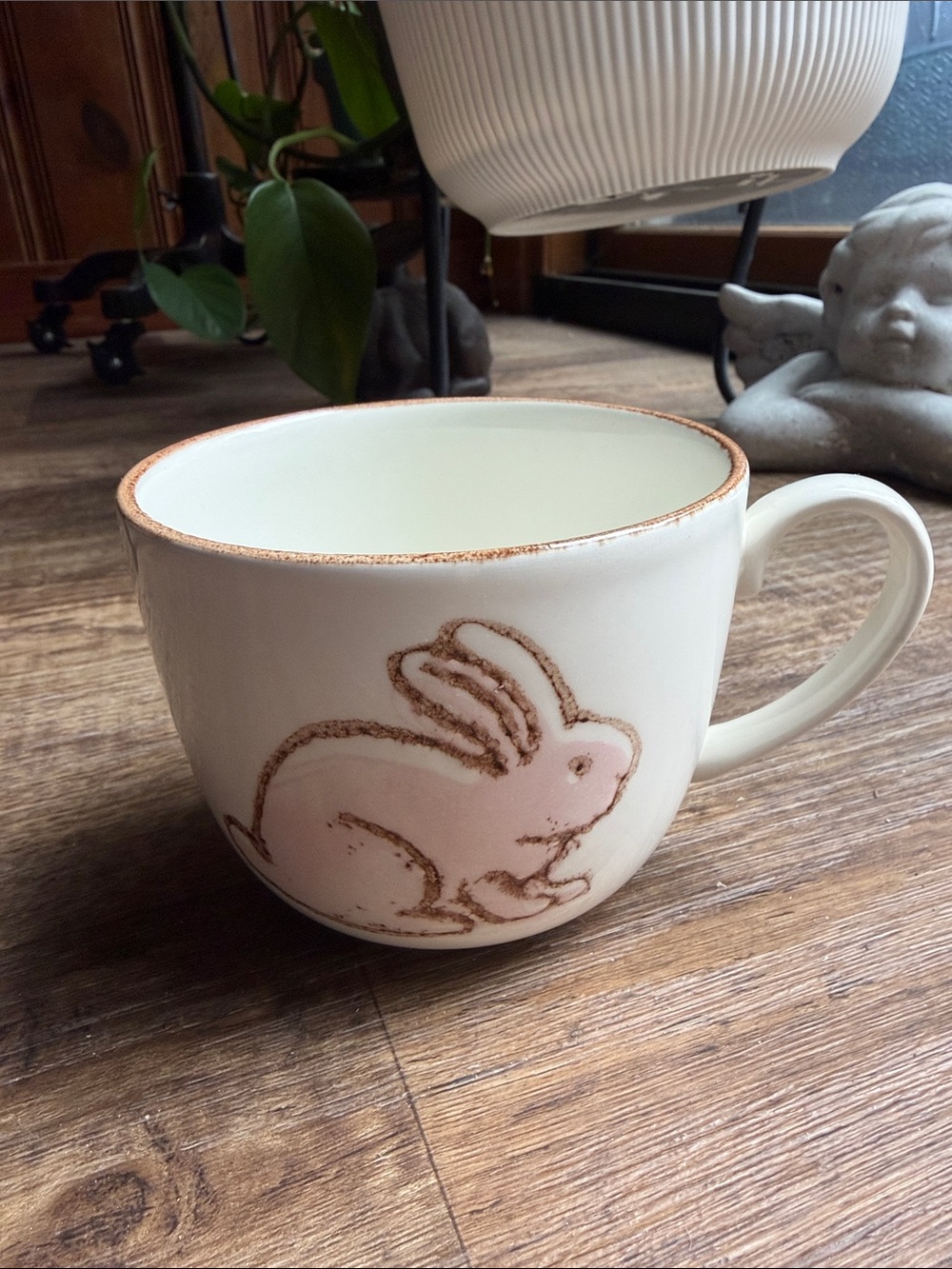 Simple White Ceramic Mug with Classic Handle